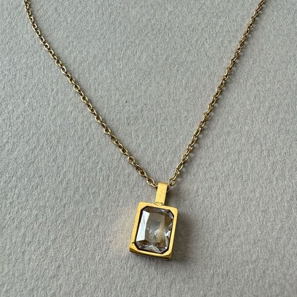 diamond necklace A713 - Picture 4 of 6